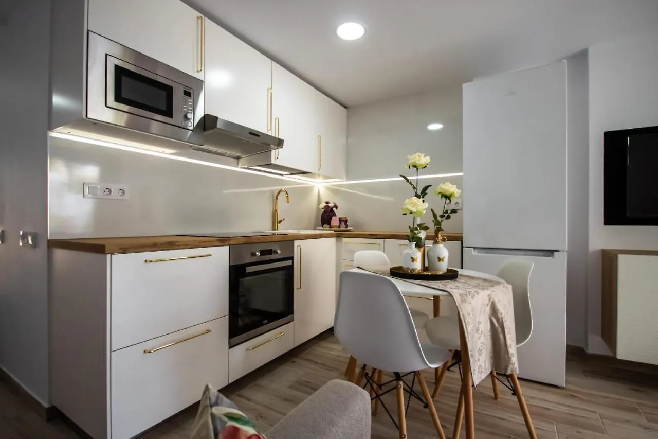 Los Elefantes Apartment San Bartolomé 0*,  Spagna